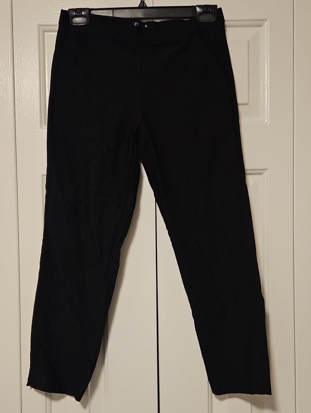 Orange Fashion Village Black Straight-Leg Women's Capri Pants